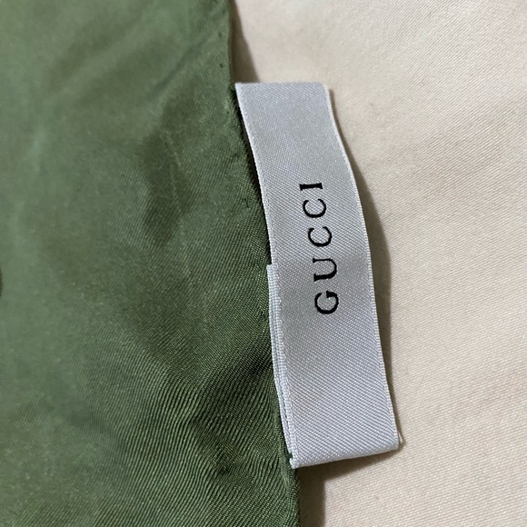 *Authenticated* Gucci Silk Scarf Large Square Equestrian 85th - Picture 9 of 9